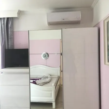 格鲁伯公寓酒店