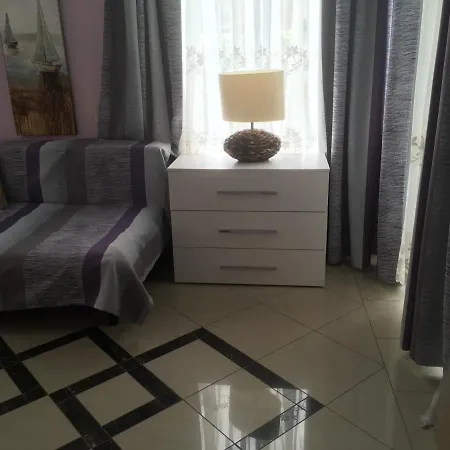 Gruber Apartment *